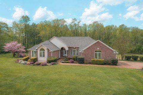 Photo of 230 OAK RIDGE DR, Henderson, TN 38340 (MLS # 10212753)