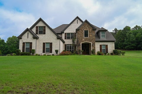 Photo of 11250 MILLER RD, Olive Branch, MS 38654 (MLS # 10223410)