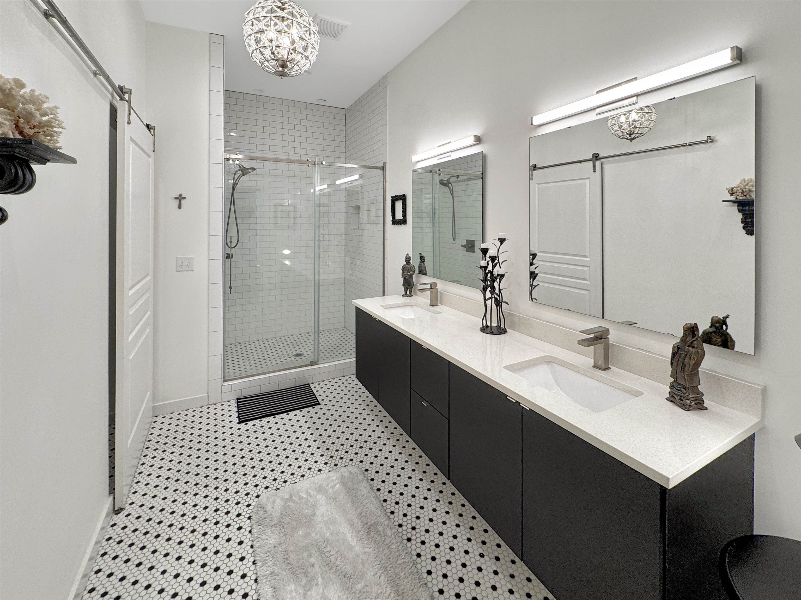 Memphis, Tennessee 38103, United States, 3 Bedrooms Bedrooms, ,3 BathroomsBathrooms,Residential,Active,106902