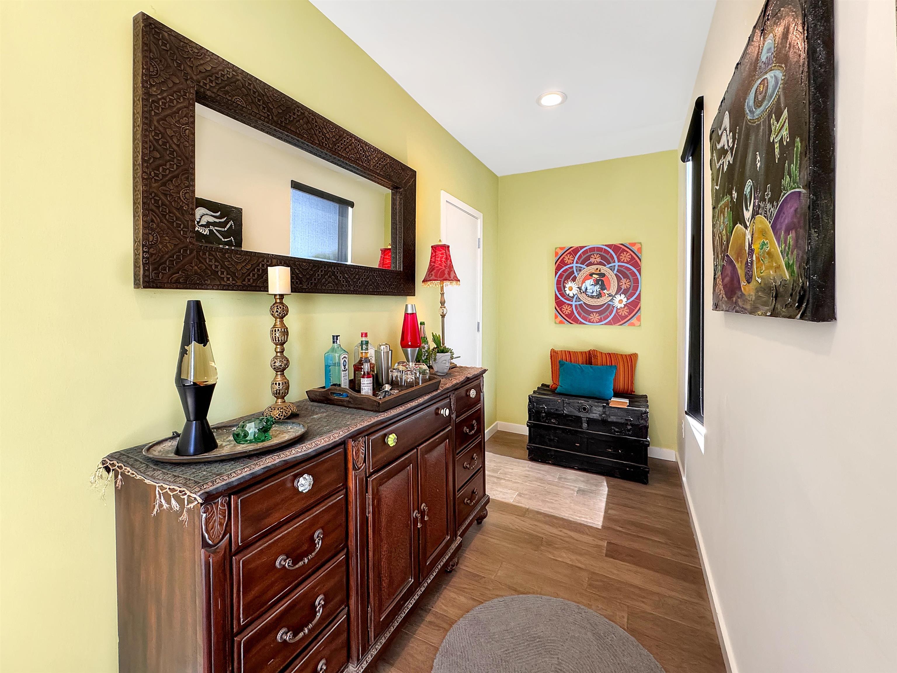 Memphis, Tennessee 38103, United States, 3 Bedrooms Bedrooms, ,3 BathroomsBathrooms,Residential,Active,106902