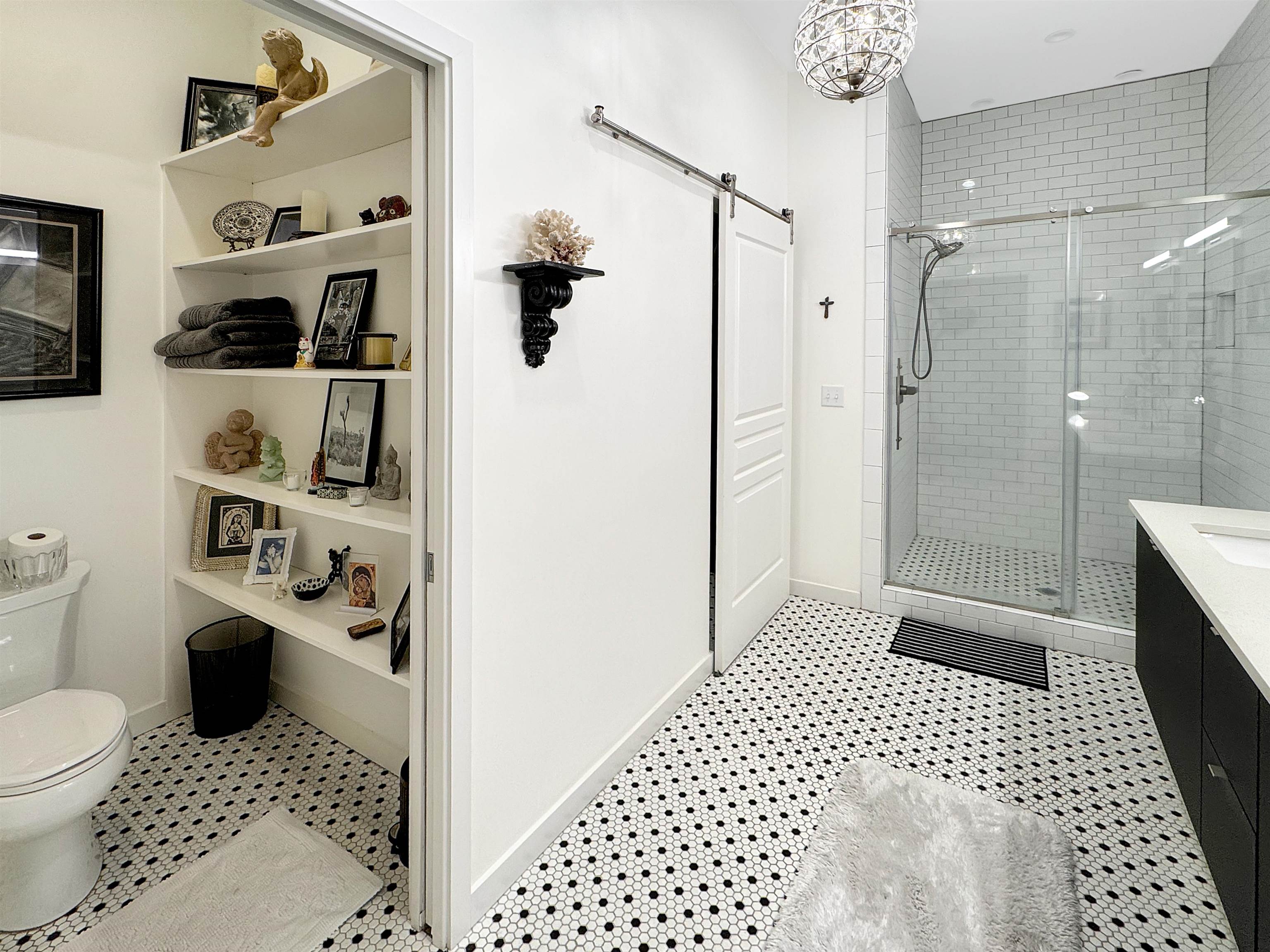 Memphis, Tennessee 38103, United States, 3 Bedrooms Bedrooms, ,3 BathroomsBathrooms,Residential,Active,106902