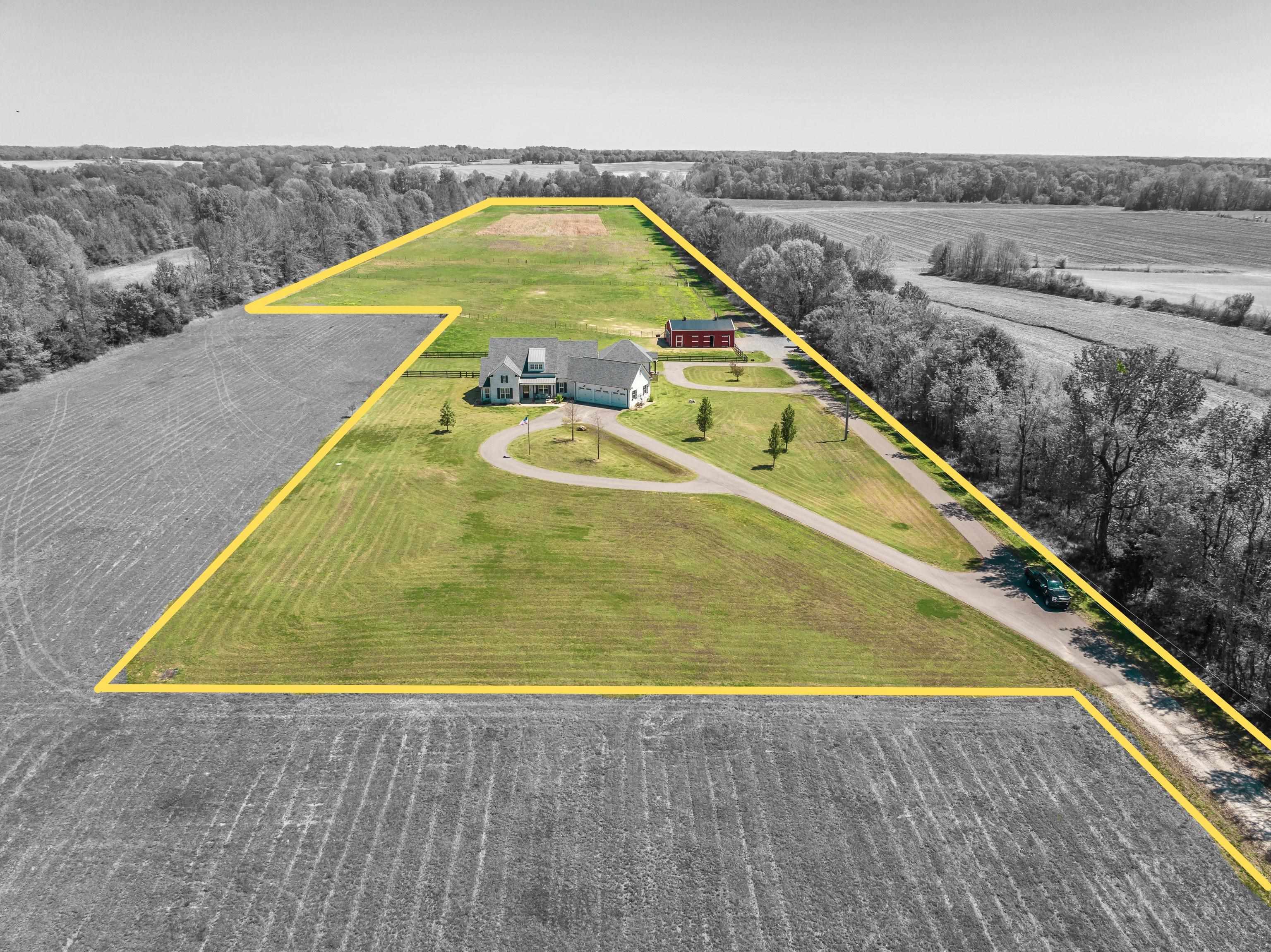Covington, Tennessee, 38019, United States, 5 Bedrooms Bedrooms, ,5 BathroomsBathrooms,Residential,Active,2041623