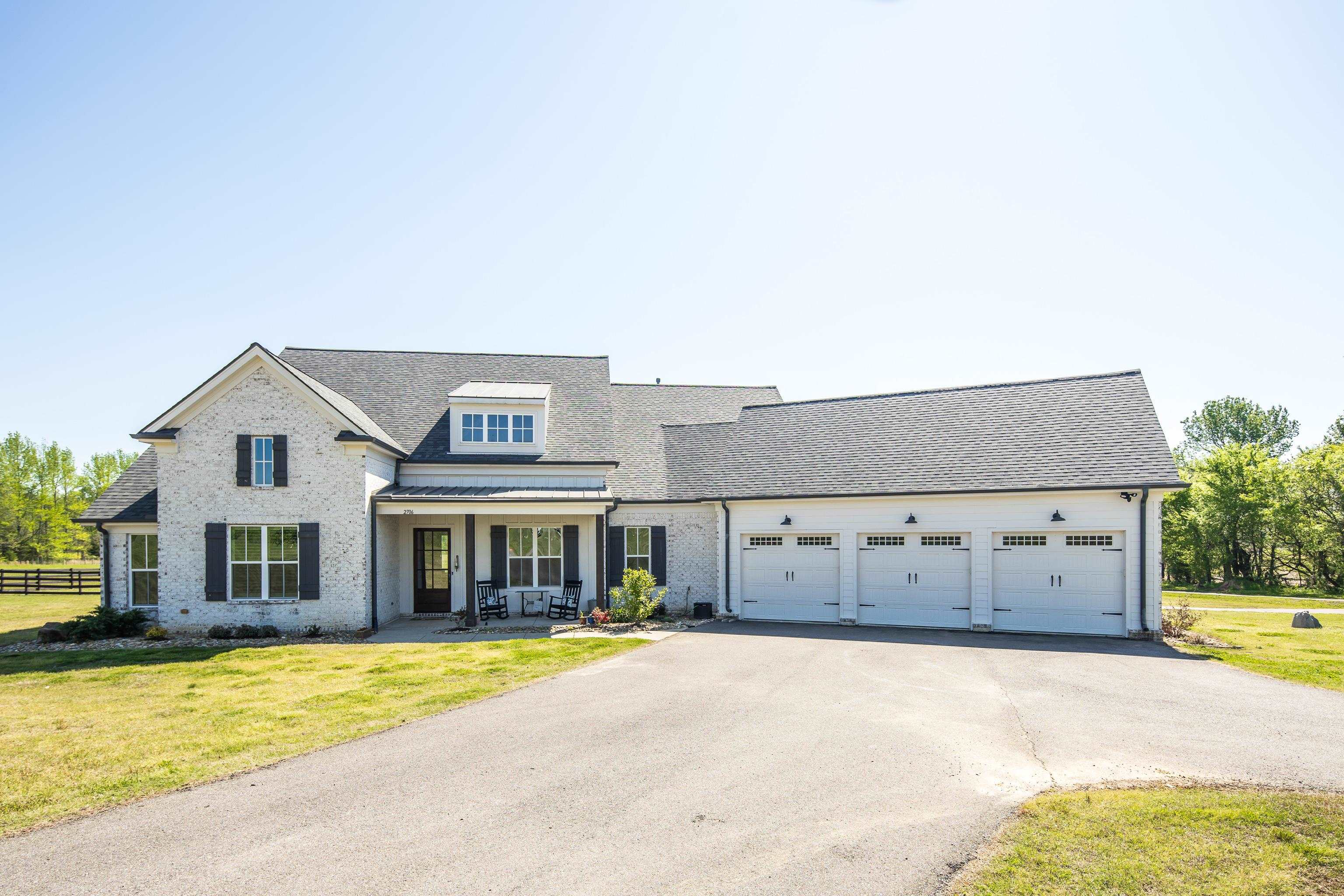 Covington, Tennessee, 38019, United States, 5 Bedrooms Bedrooms, ,5 BathroomsBathrooms,Residential,Active,2041623