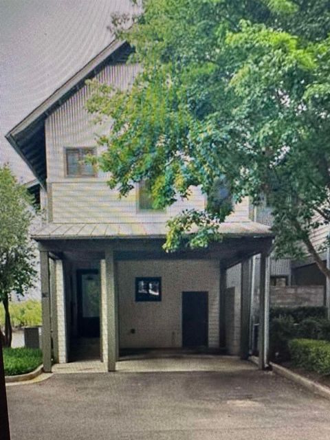 676 MARINA COTTAGE DR Memphis TN 38103
