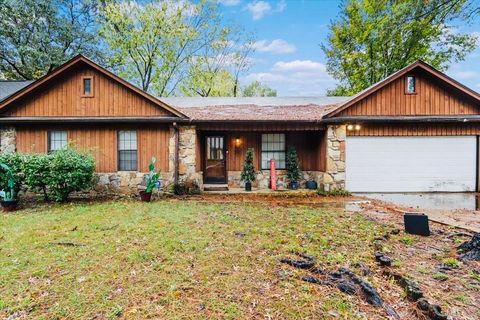 Photo of 6605 RED BIRCH DR, Memphis, TN 38115 (MLS # 10209071)