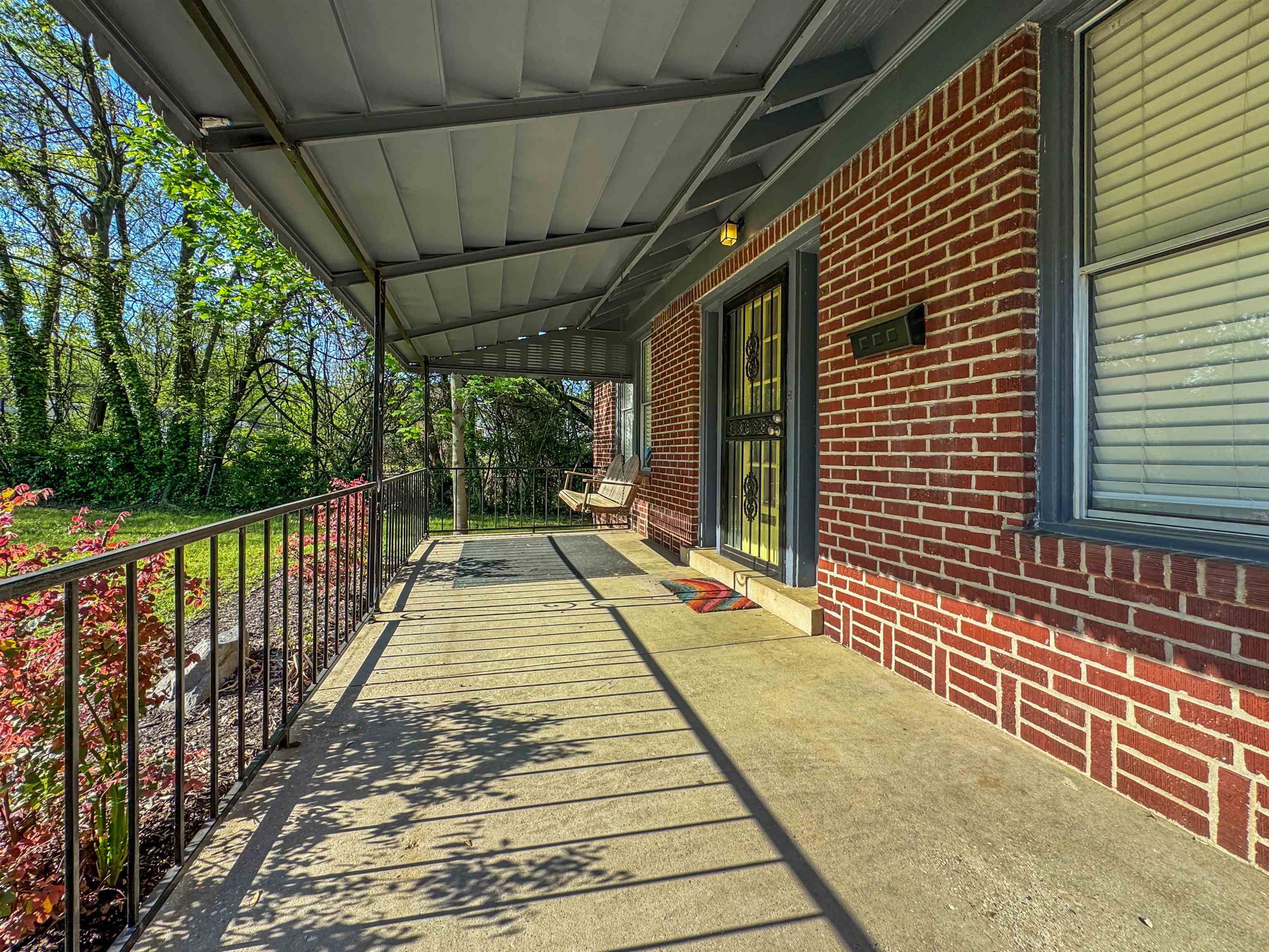 Memphis, Tennessee 38107, United States, 2 Bedrooms Bedrooms, ,1 BathroomBathrooms,Residential,Pending,109562