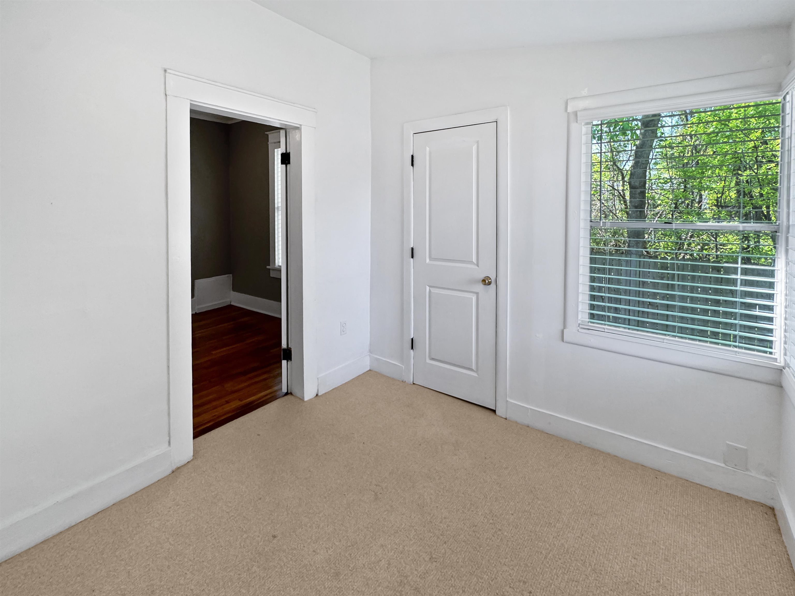 Memphis, Tennessee 38107, United States, 2 Bedrooms Bedrooms, ,1 BathroomBathrooms,Residential,Pending,109562