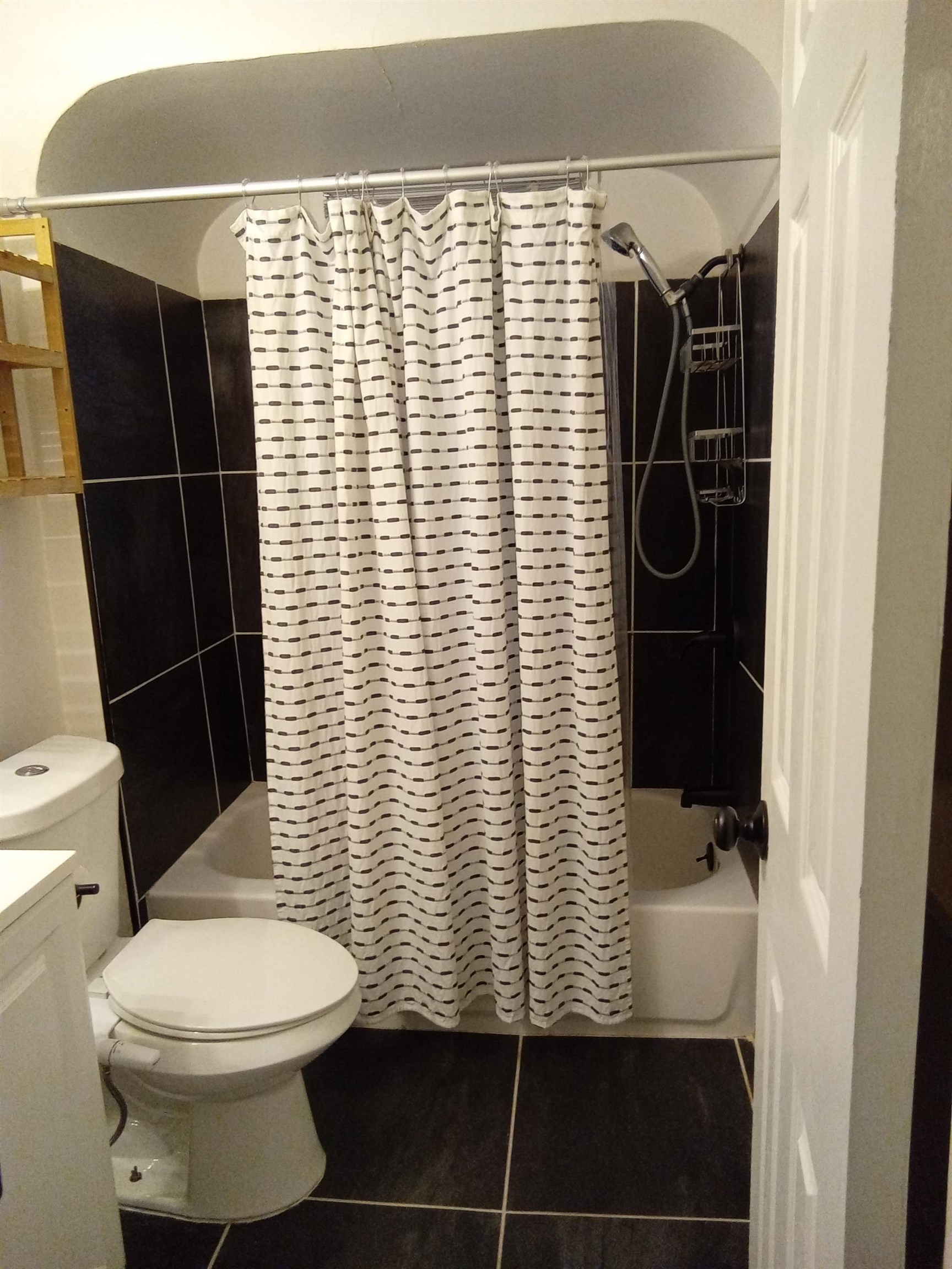 Memphis, Tennessee 38122, United States, 1 Bedroom Bedrooms, ,1 BathroomBathrooms,Residential,Active,21740