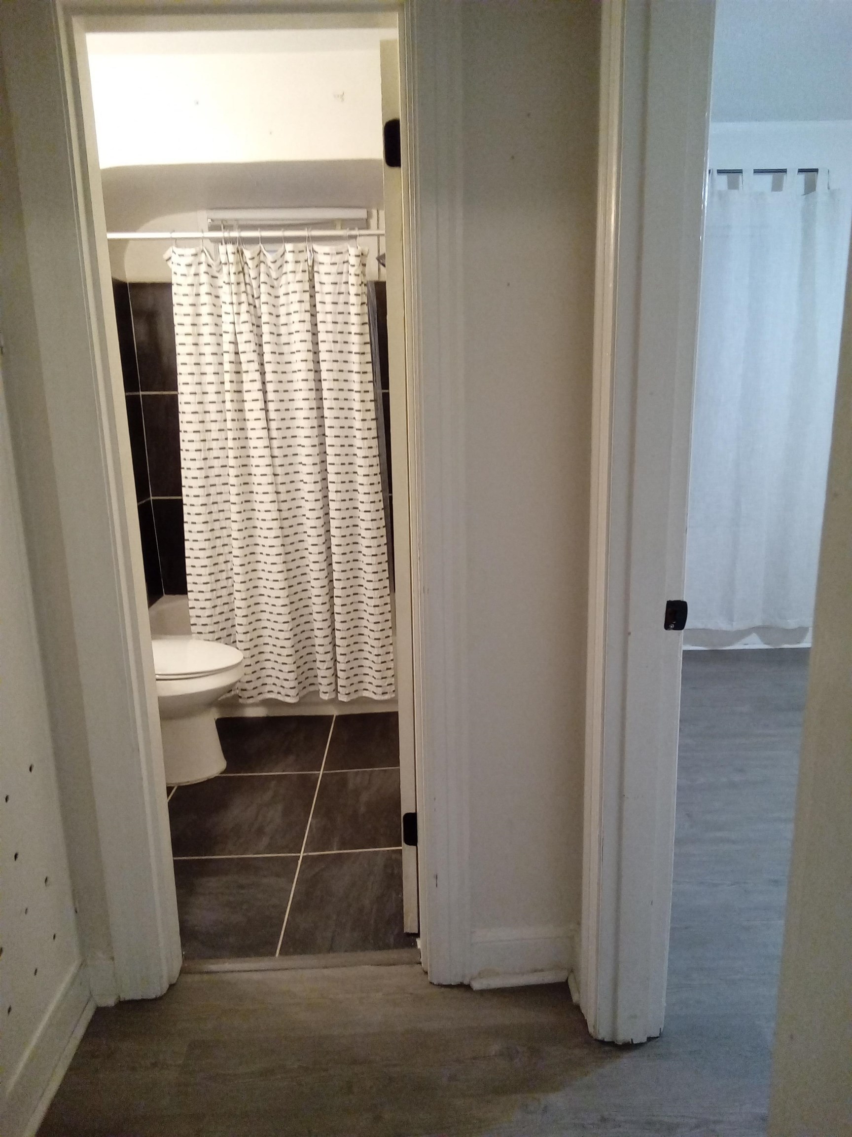 Memphis, Tennessee 38122, United States, 1 Bedroom Bedrooms, ,1 BathroomBathrooms,Residential,Active,21740