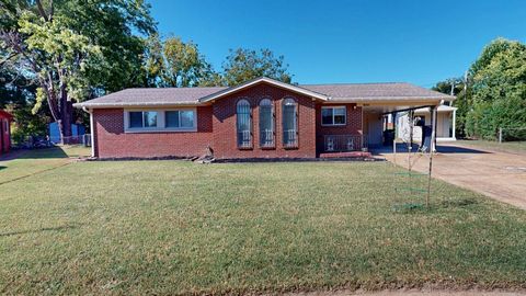 Photo of 4752 JANIE CV, Millington, TN 38053 (MLS # 10207085)