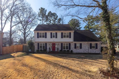 Photo of 8985 LATIMER DR, Germantown, TN 38139 (MLS # 10214391)