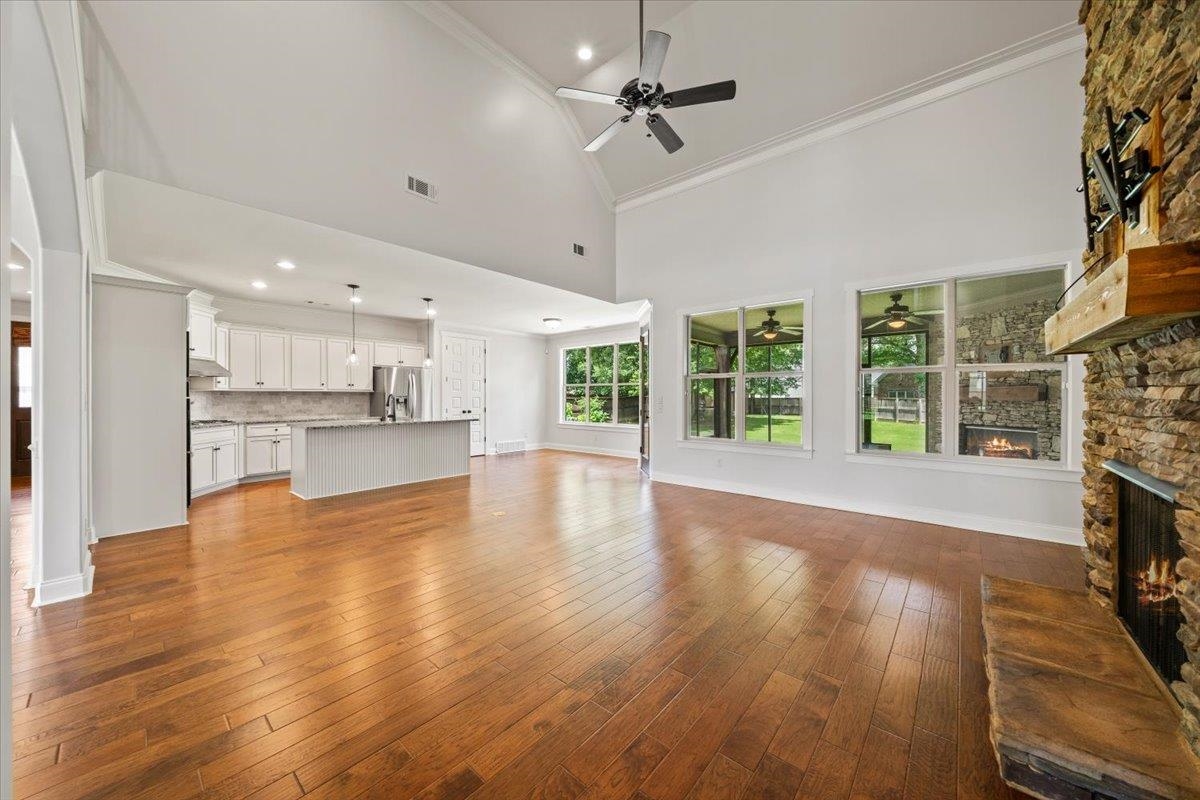 Rossville, Tennessee 38066, United States, 4 Bedrooms Bedrooms, ,3 BathroomsBathrooms,Residential,Active,154260