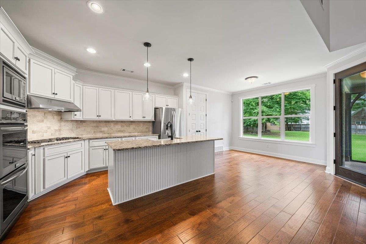 Rossville, Tennessee 38066, United States, 4 Bedrooms Bedrooms, ,3 BathroomsBathrooms,Residential,Active,154260