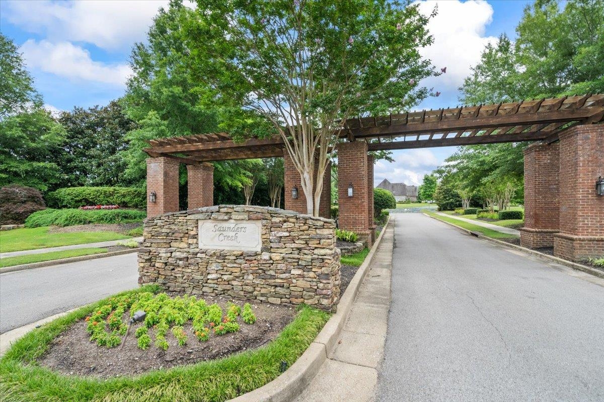 Rossville, Tennessee 38066, United States, 4 Bedrooms Bedrooms, ,3 BathroomsBathrooms,Residential,Active,154260