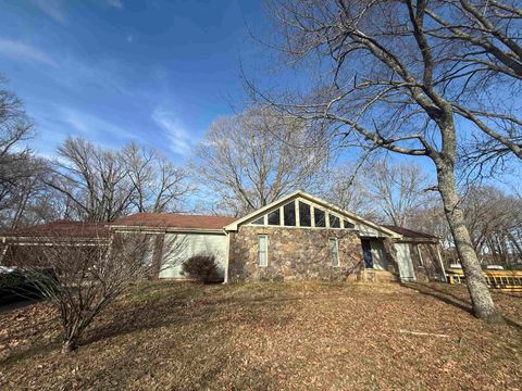 Photo of 10320 MACON RD, Unincorporated, TN 38016 (MLS # 10214186)