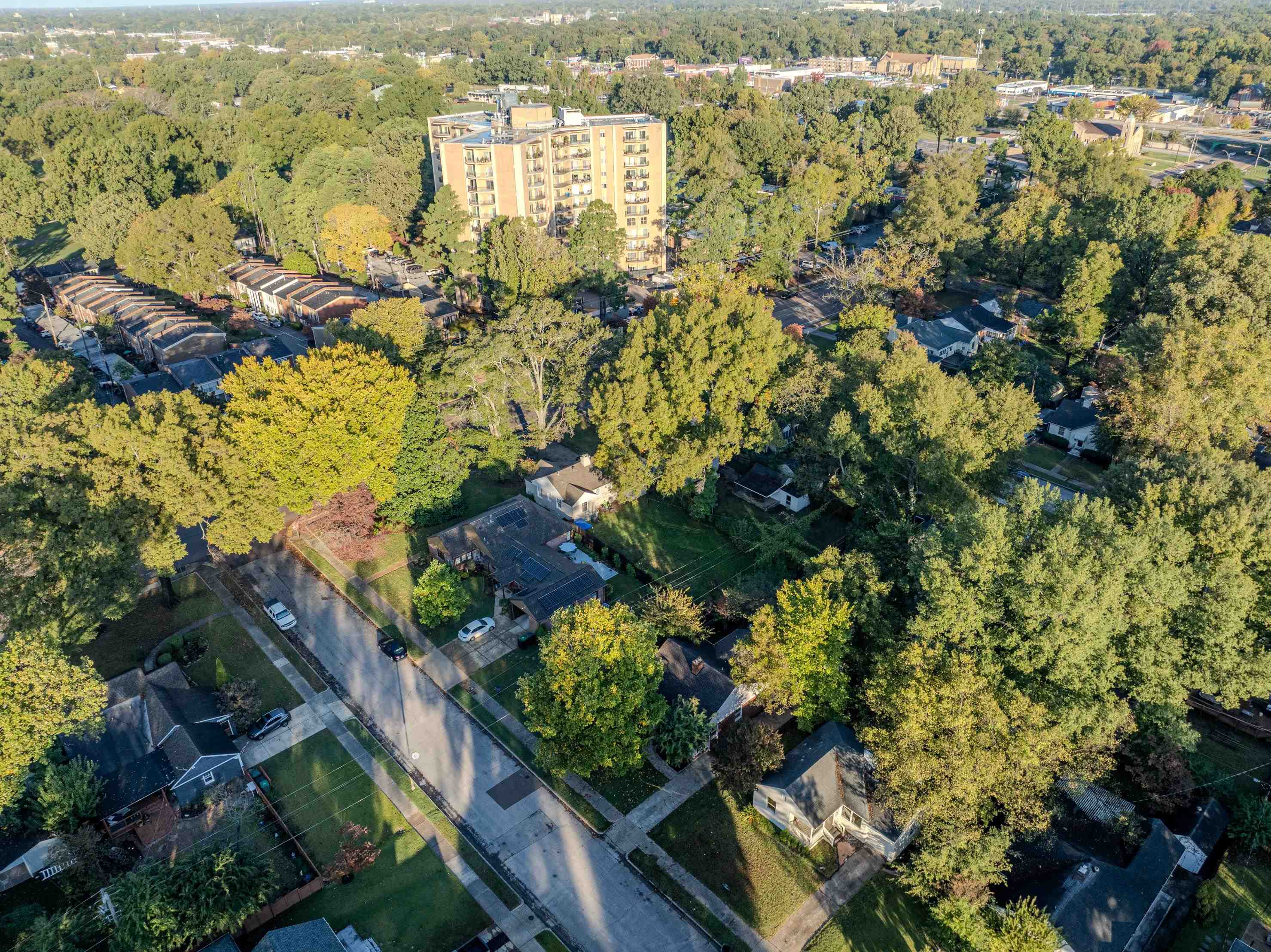 Memphis, Tennessee 38122, United States, 2 Bedrooms Bedrooms, ,2 BathroomsBathrooms,Residential,Active,237136