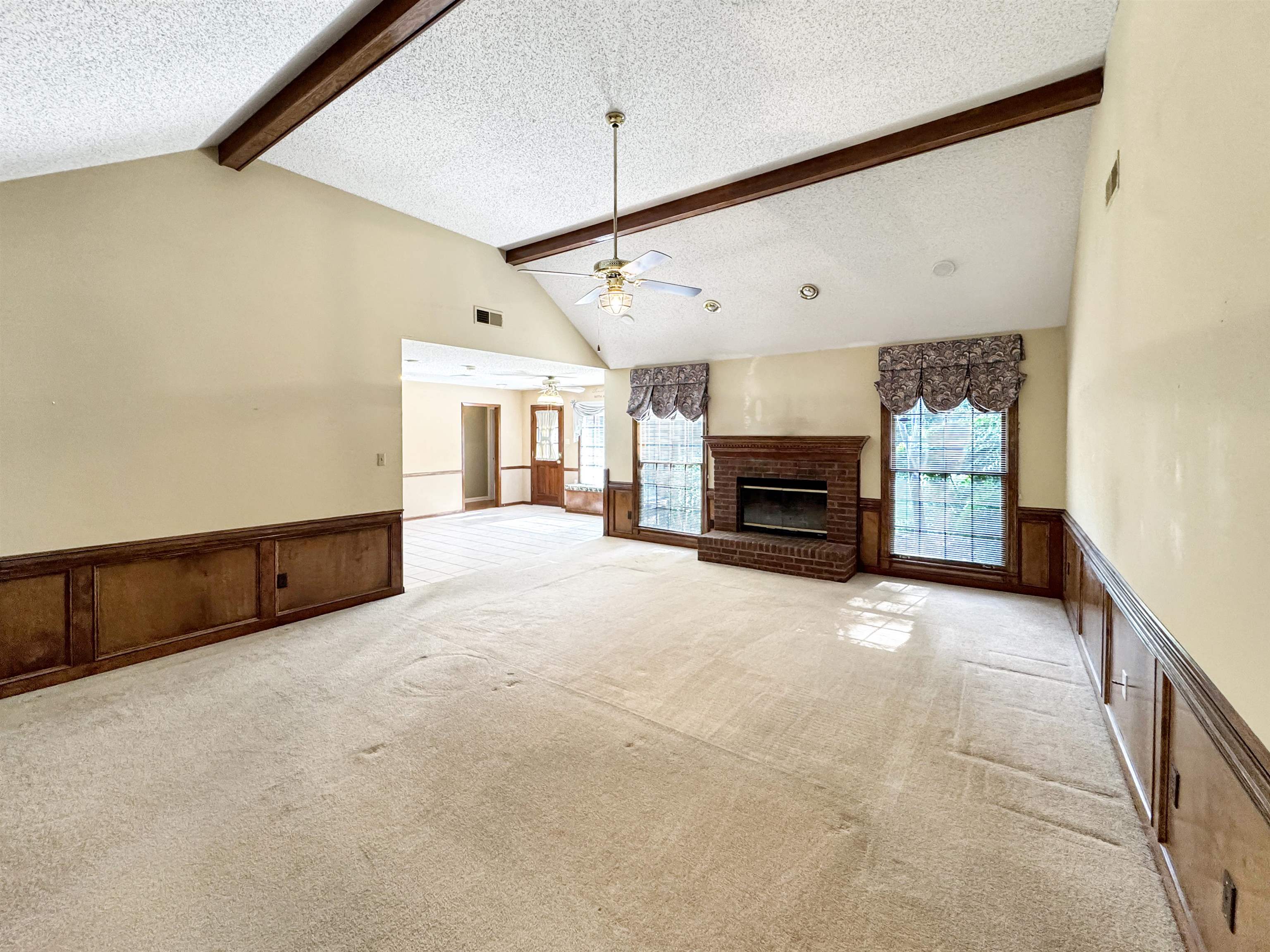 Memphis, Tennessee 38016, United States, 4 Bedrooms Bedrooms, ,3 BathroomsBathrooms,Residential,Active,199729