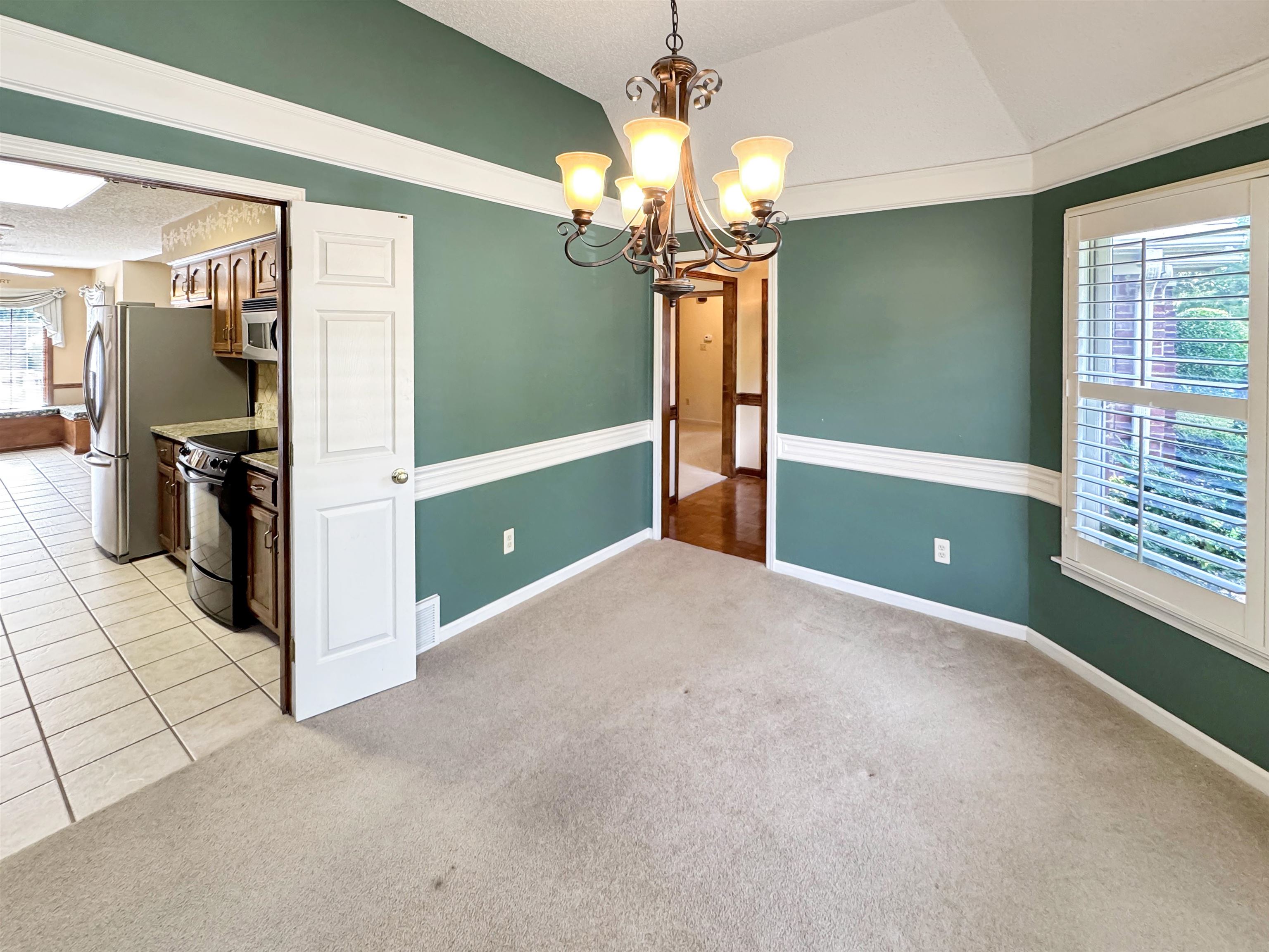 Memphis, Tennessee 38016, United States, 4 Bedrooms Bedrooms, ,3 BathroomsBathrooms,Residential,Active,199729