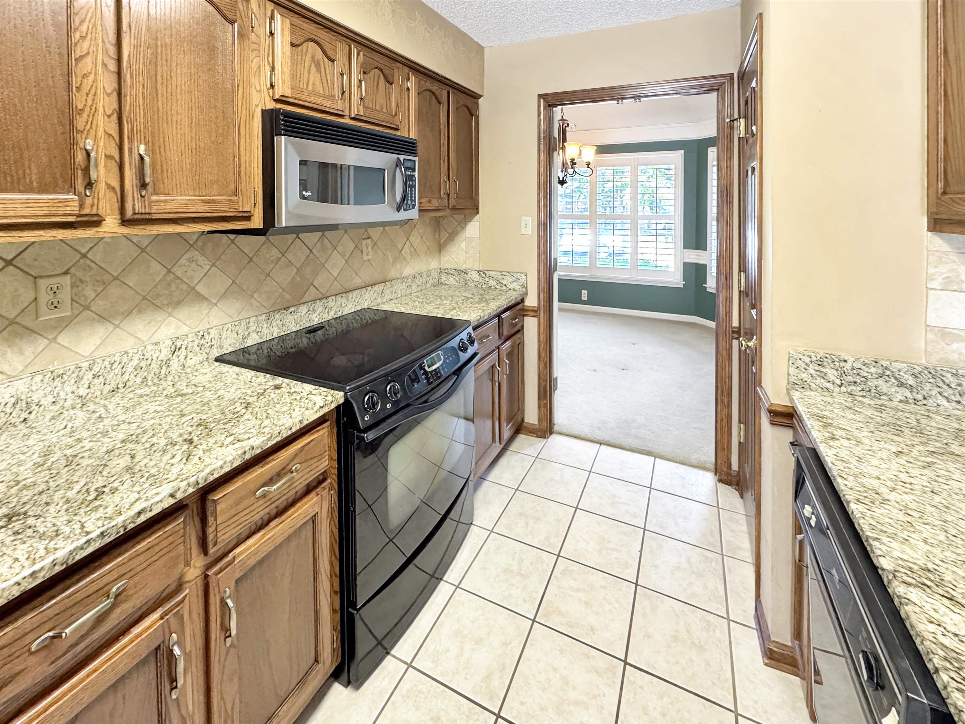 Memphis, Tennessee 38016, United States, 4 Bedrooms Bedrooms, ,3 BathroomsBathrooms,Residential,Active,199729