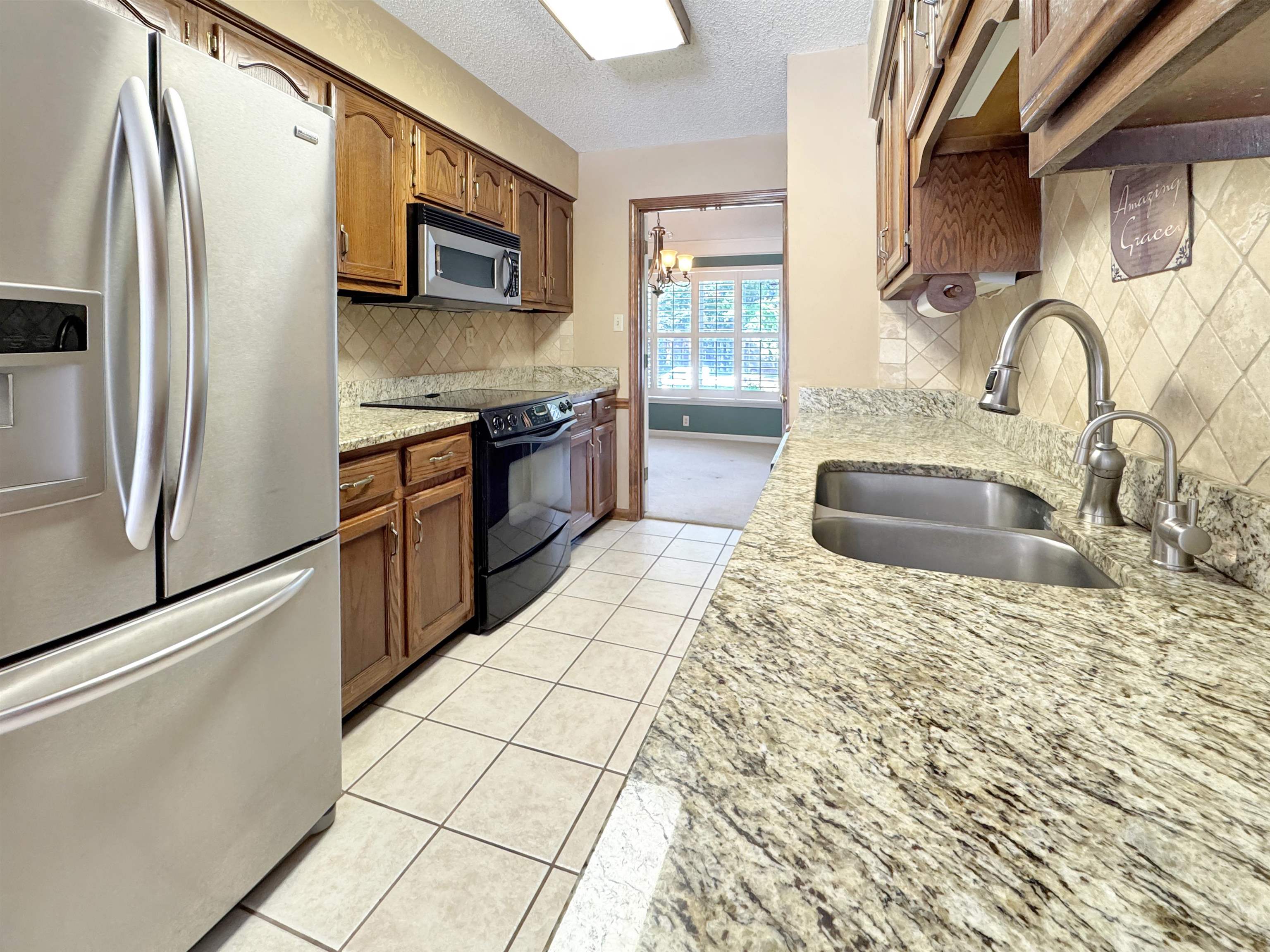 Memphis, Tennessee 38016, United States, 4 Bedrooms Bedrooms, ,3 BathroomsBathrooms,Residential,Active,199729