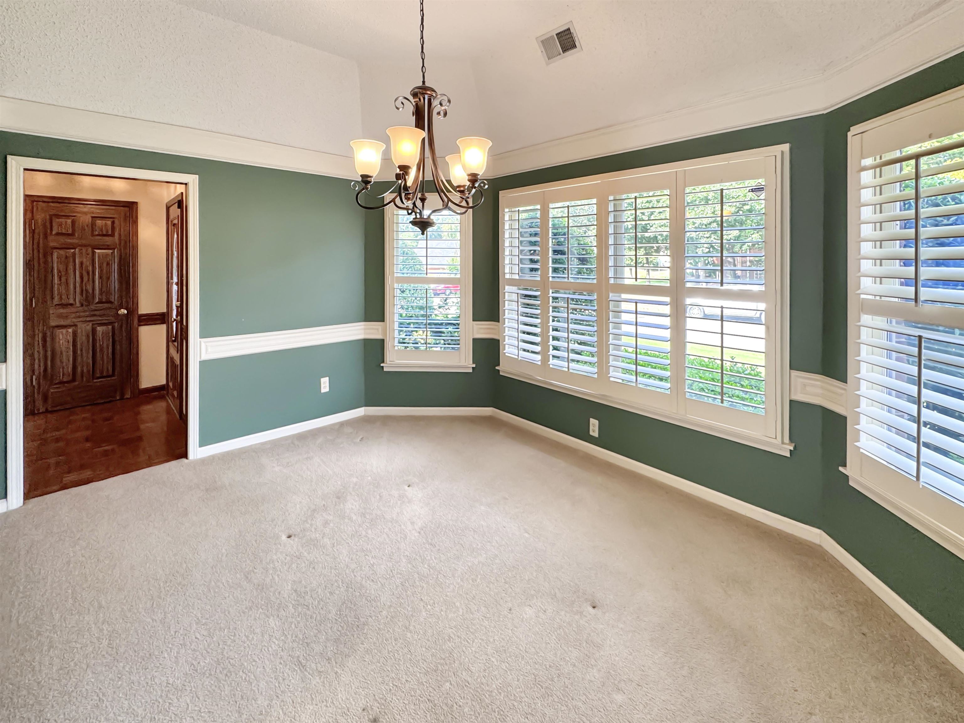 Memphis, Tennessee 38016, United States, 4 Bedrooms Bedrooms, ,3 BathroomsBathrooms,Residential,Active,199729