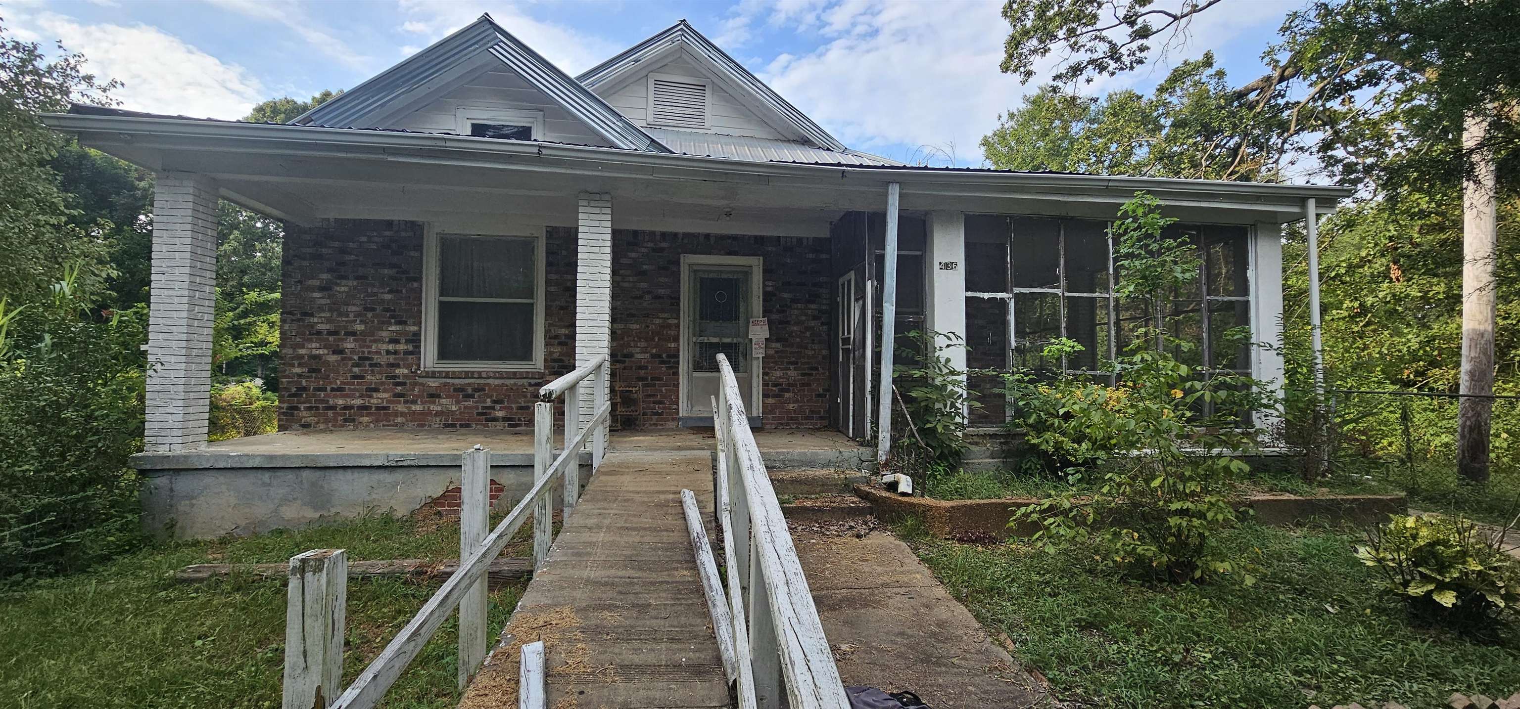 436 HEWLETT RD