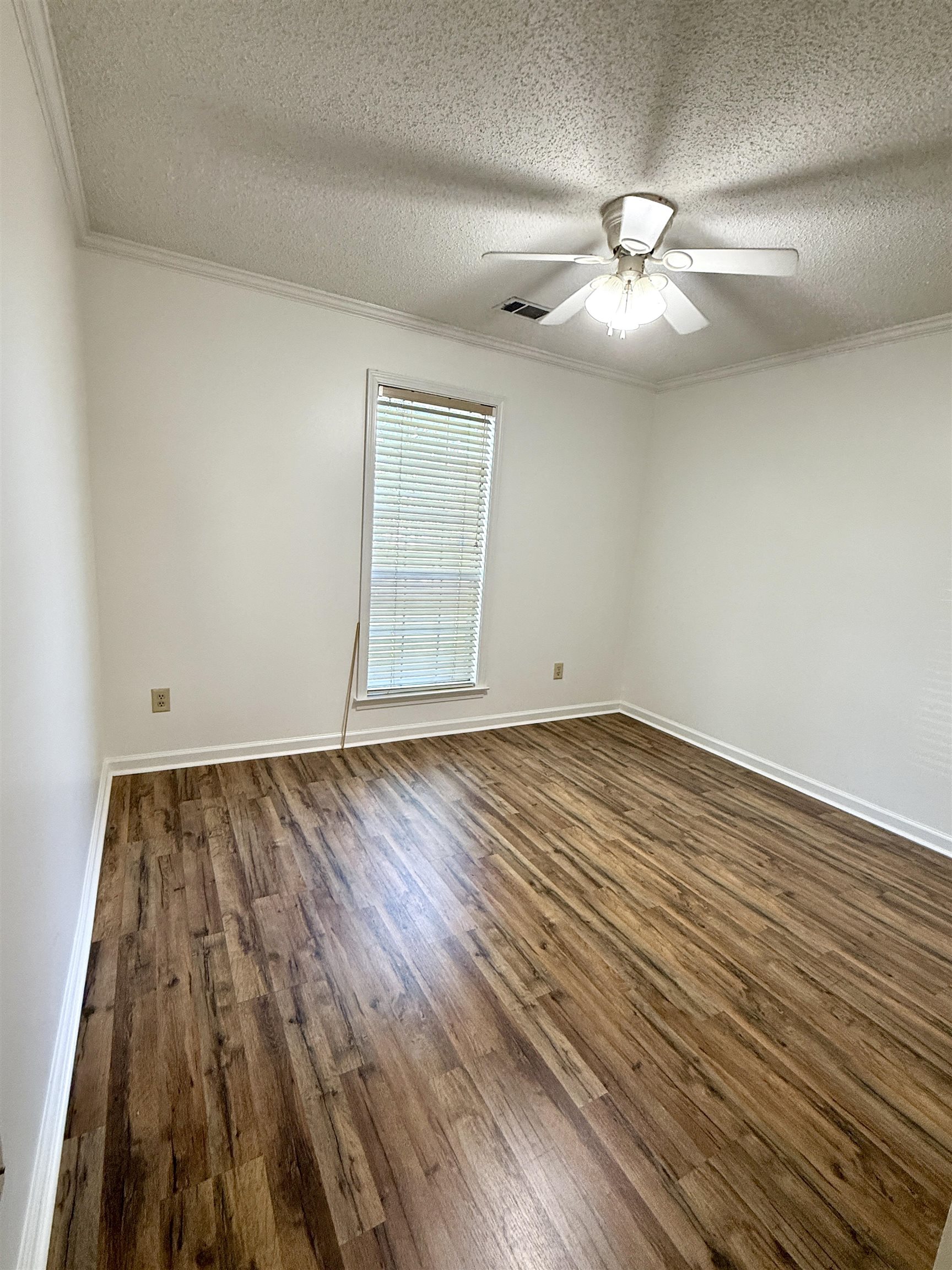 Lakeland, Tennessee 38002, United States, 3 Bedrooms Bedrooms, ,2 BathroomsBathrooms,Residential,Pending,157611