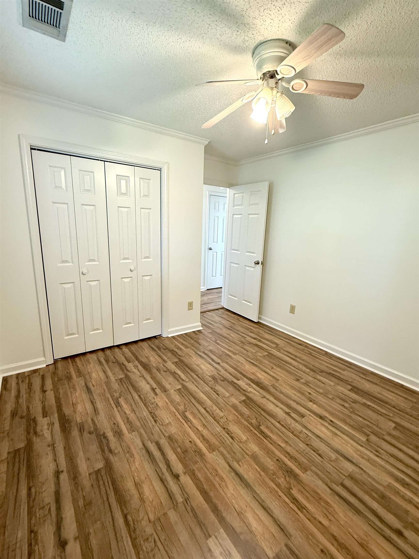 Lakeland, Tennessee 38002, United States, 3 Bedrooms Bedrooms, ,2 BathroomsBathrooms,Residential,Pending,157611