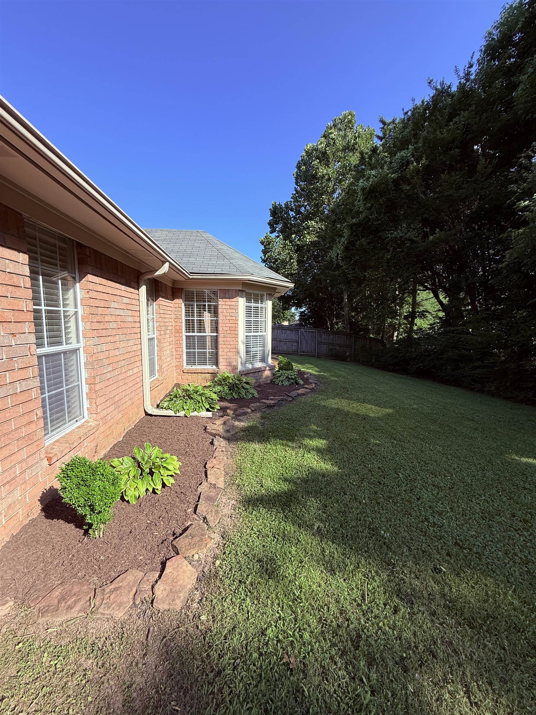 Lakeland, Tennessee 38002, United States, 3 Bedrooms Bedrooms, ,2 BathroomsBathrooms,Residential,Pending,157611
