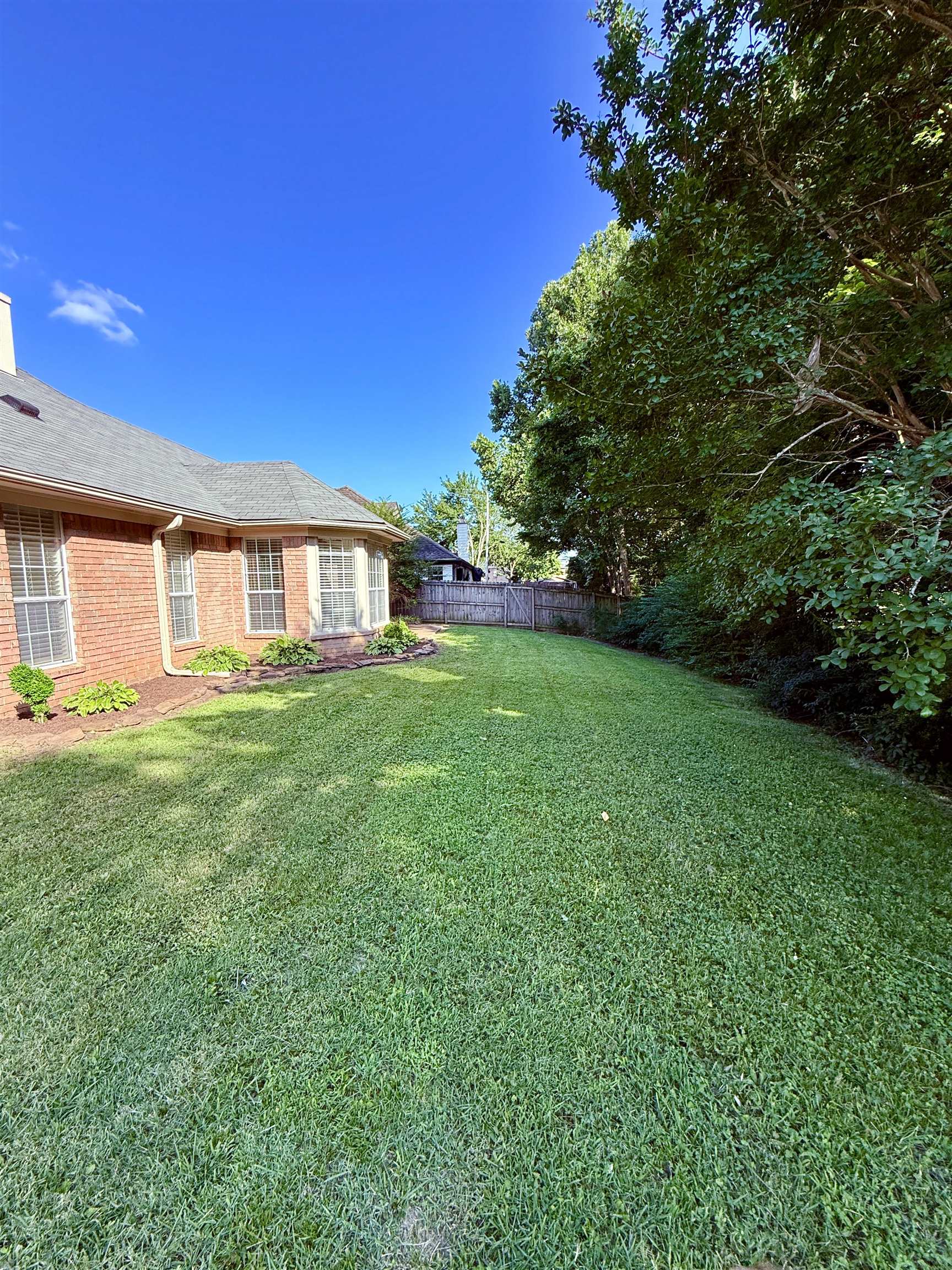 Lakeland, Tennessee 38002, United States, 3 Bedrooms Bedrooms, ,2 BathroomsBathrooms,Residential,Pending,157611