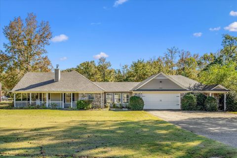 Photo of 265 OAKWOOD RD, Arlington, TN 38002 (MLS # 10209367)