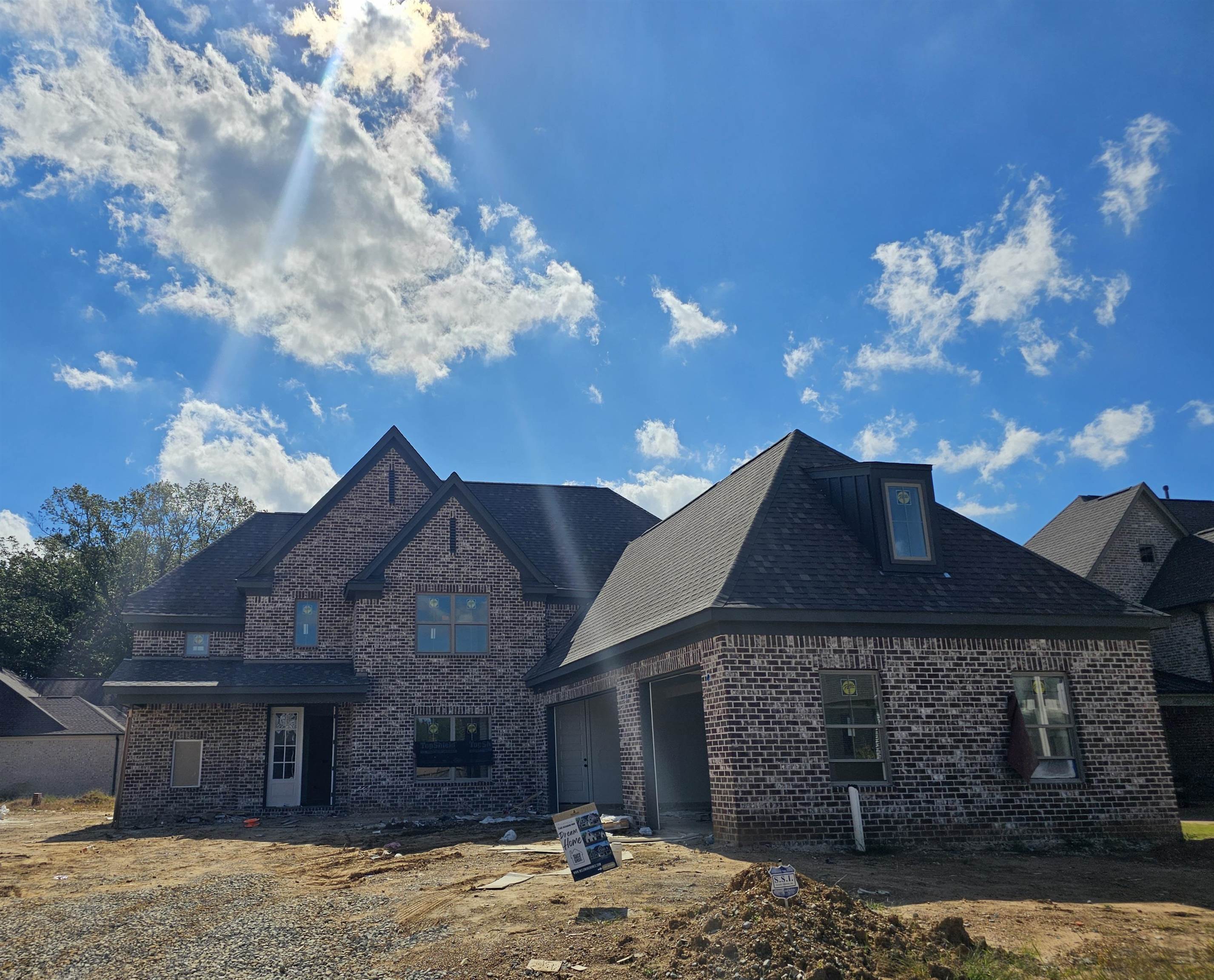 Arlington, Tennessee 38002, United States, 5 Bedrooms Bedrooms, ,3 BathroomsBathrooms,Residential,Active,235202