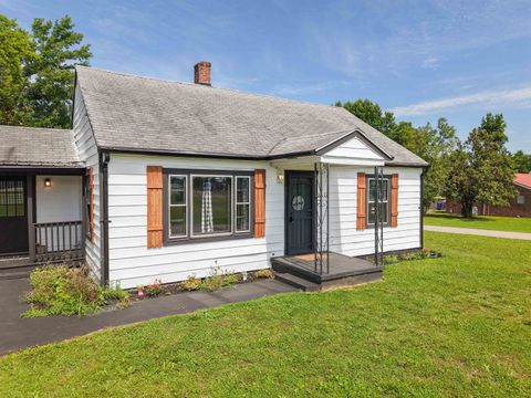Photo of 201 WALNUT ST, Adamsville, TN 38310 (MLS # 10224087)