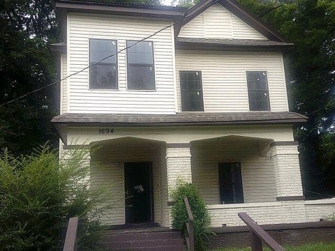 Photo of 1694 WALKER AVE, Memphis, TN 38114 (MLS # 10232868)