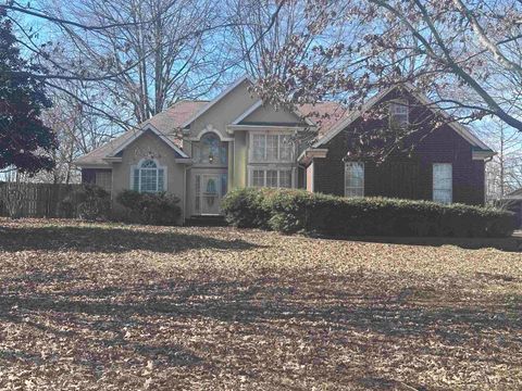 Photo of 110 ANNANDALE LN, Senatobia, MS 38668 (MLS # 10214641)