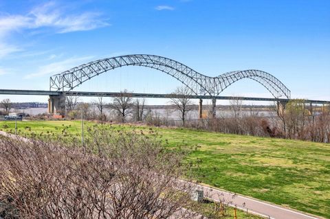 Photo of 358 N ISLAND DR 105 #105, Memphis, TN 38103 (MLS # 10207731)