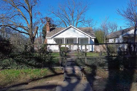 Photo of 1669 VILLA DR, Memphis, TN 38108 (MLS # 10213282)