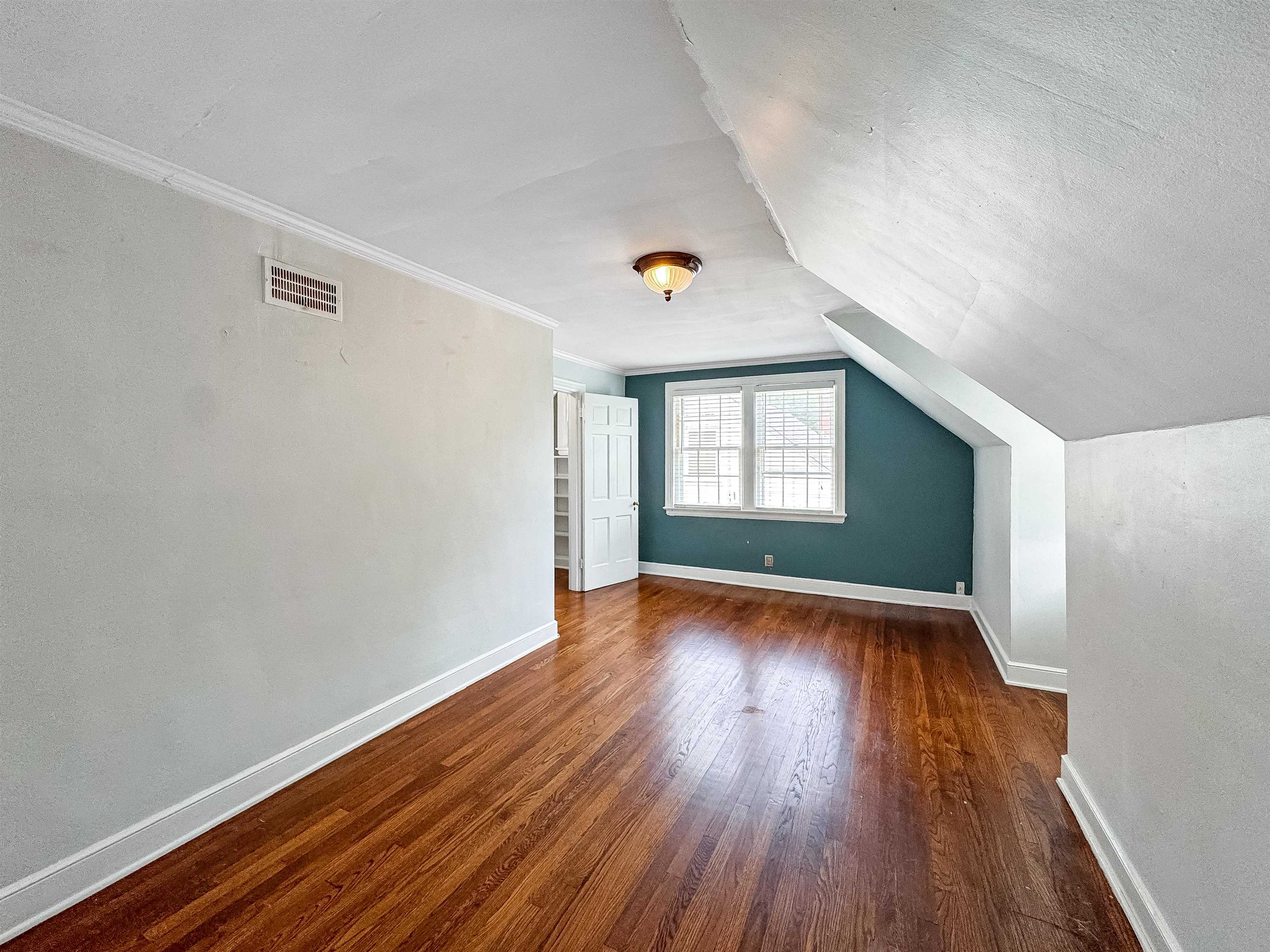 Memphis, Tennessee 38111, United States, 3 Bedrooms Bedrooms, ,2 BathroomsBathrooms,Residential,Active,112631