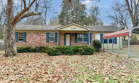 Photo of 1439 HAZEL CIR, Dyersburg, TN 38024 (MLS # 10211077)