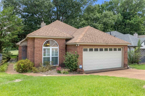 Photo of 3153 CLUBVIEW CV N, Lakeland, TN 38002 (MLS # 10224529)
