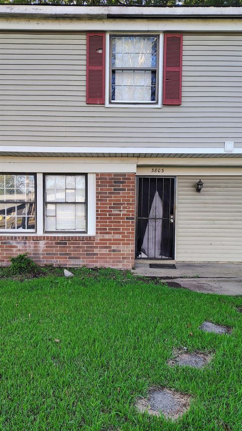 Photo of 3803 S MENDENHALL RD, Memphis, TN 38115 (MLS # 10207533)