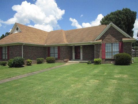 Photo of 6888 JUANA DR, Millington, TN 38053 (MLS # 10223764)