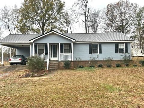 Photo of 235 PARKVIEW DR, Savannah, TN 38372 (MLS # 10206266)