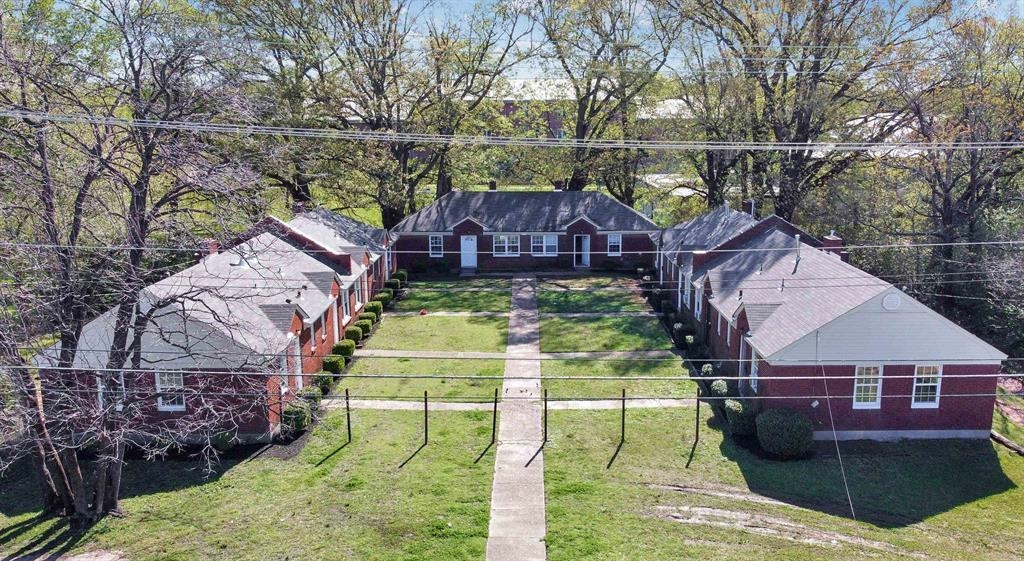 Photo 1 of 39 — 1572 HANAUER ST, Memphis, TN 38109