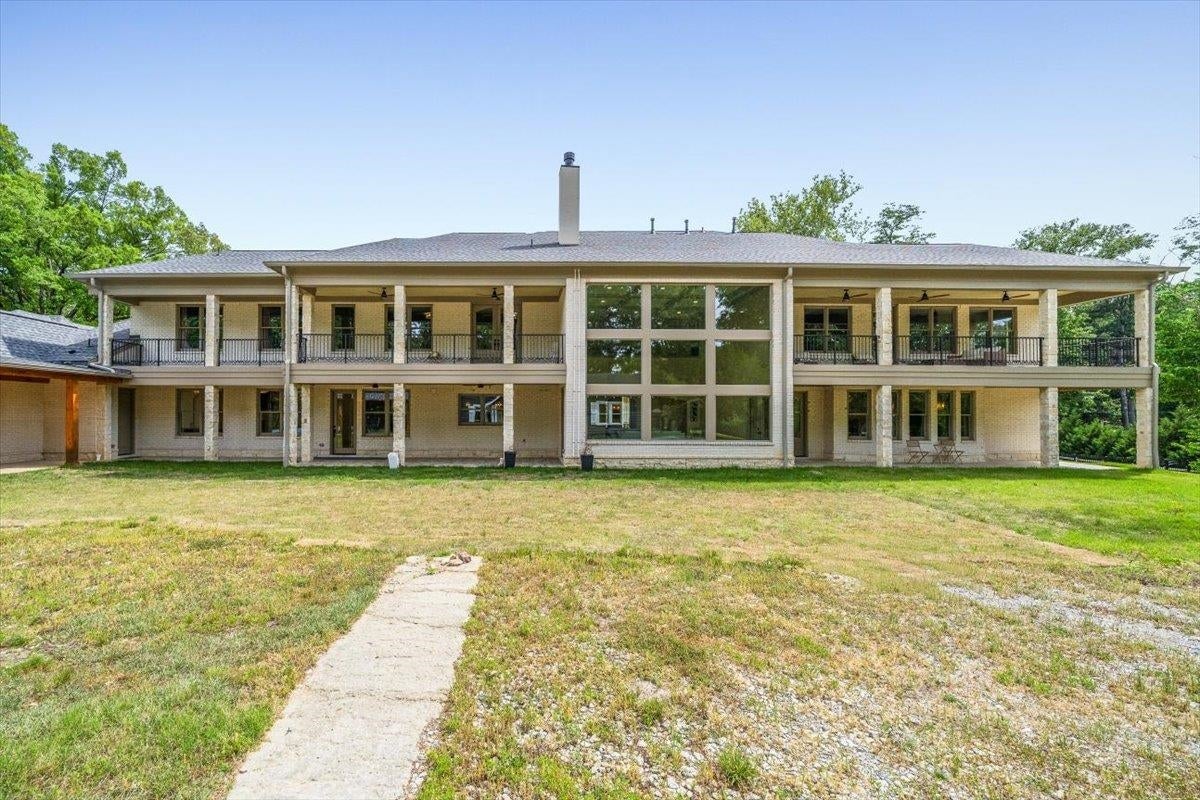 6060 ELMORE RD