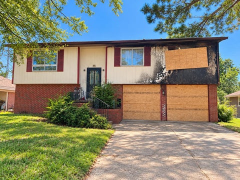 Photo of 2575 ROZELLE ST, Memphis, TN 38114 (MLS # 10232146)