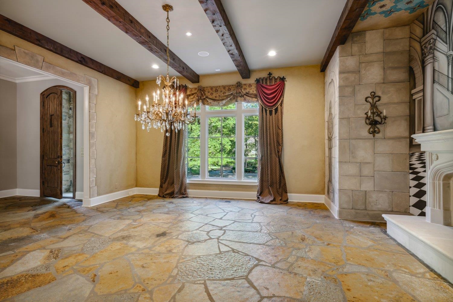 75 NOTTING CREEK CV