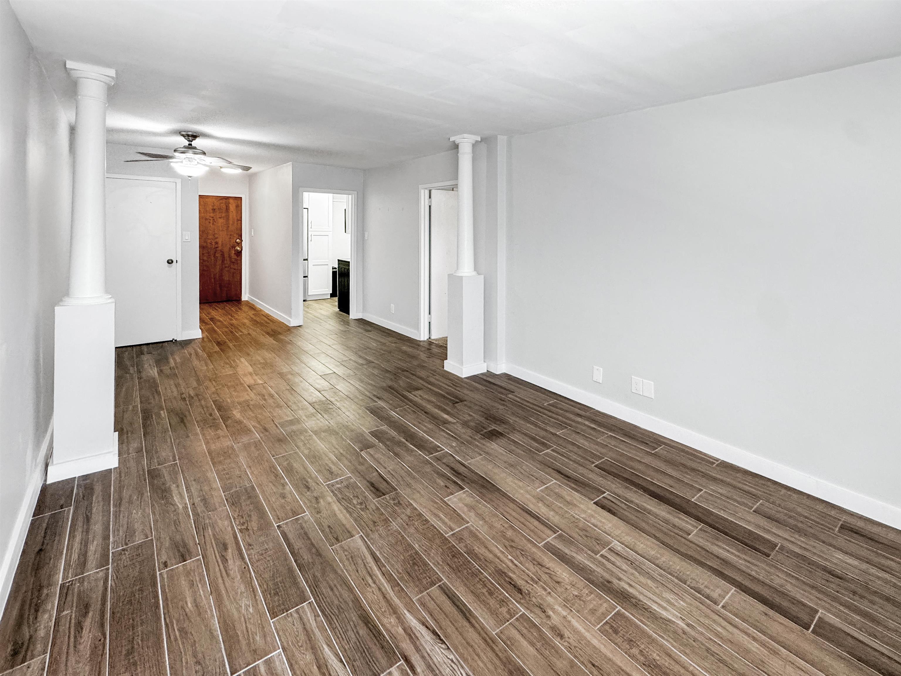 Memphis, Tennessee 38111, United States, 1 Bedroom Bedrooms, ,1 BathroomBathrooms,Residential,Active,220166