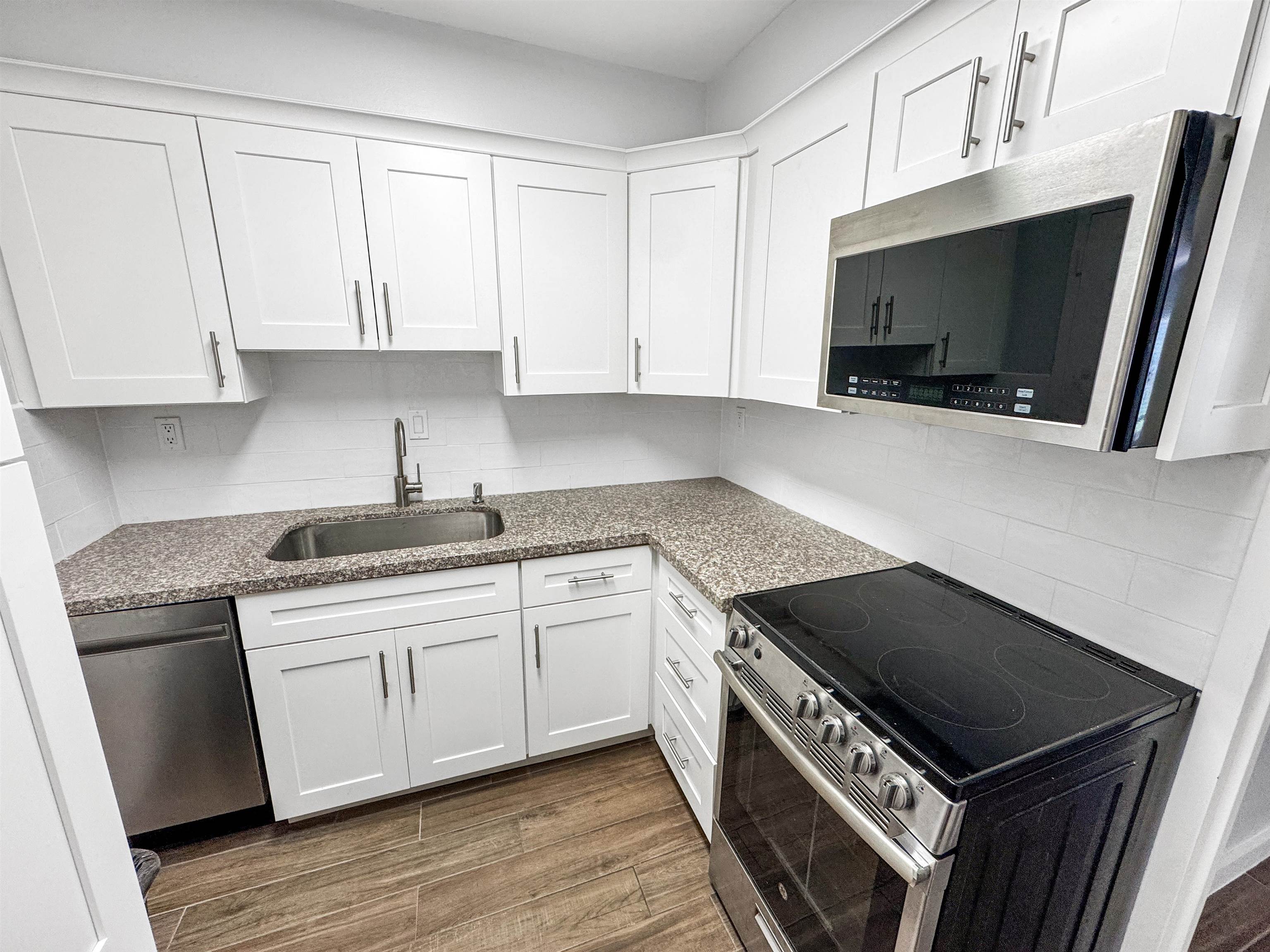 Memphis, Tennessee 38111, United States, 1 Bedroom Bedrooms, ,1 BathroomBathrooms,Residential,Active,220166