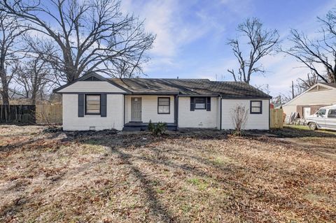 Photo of 6733 NAVY RD, Millington, TN 38053 (MLS # 10214835)